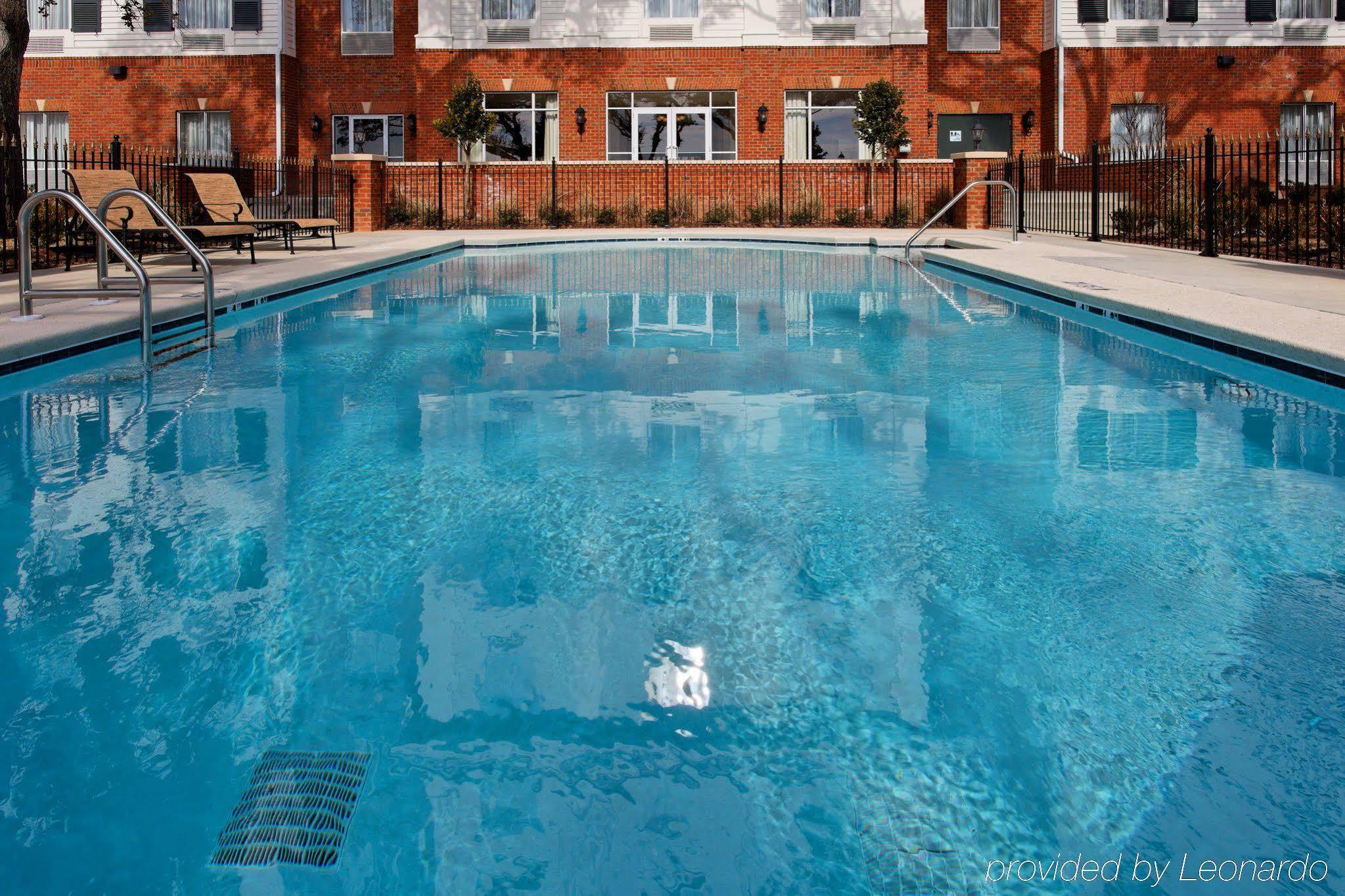 The Inn At Long Beach Exterior photo